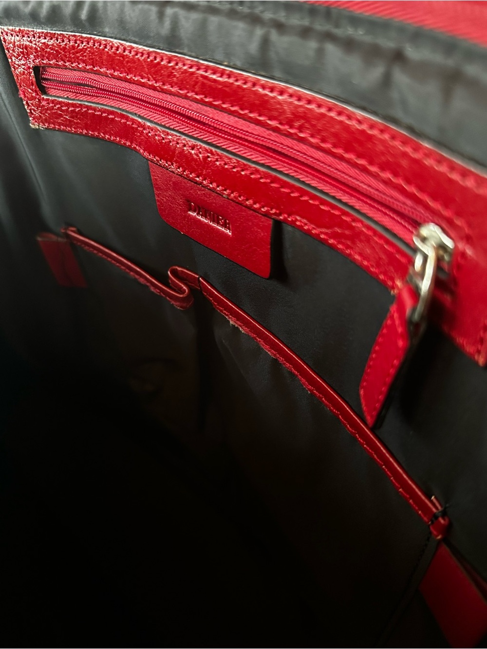 Danier Red Leather Laptop Bag - Classic Working Women's Bag - Picture 6 of 9